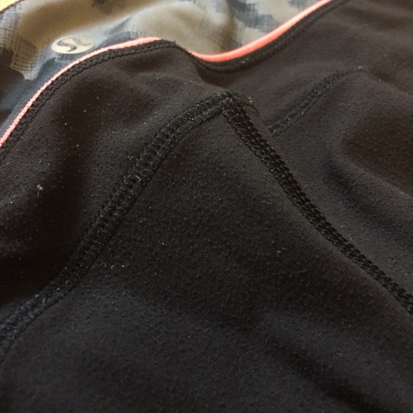 Lululemon full length leggings size 4 - Picture 5 of 5